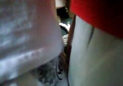 Chica caliente frota su follando con paraguaya coño mojado