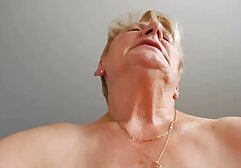 hombre paraguaya masturbandose que tiene tetas erectas sexy