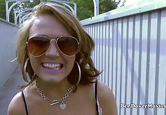 Flequillo de 70 años de edad, porno modelo paraguay de la abuela en el vestuario