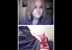 pequeña chica con grandes labios porno de piribebuy masturbándose