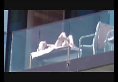 Nozomi Mitani tiene el xxx paraguay gratis culo y los dedos en el culo